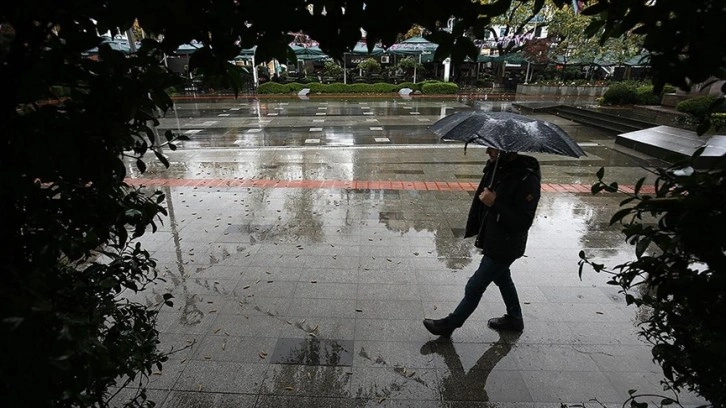 Meteorolojiden Orta ve Doğu Karadeniz kıyı kesimi için kuvvetli yağış uyarısı