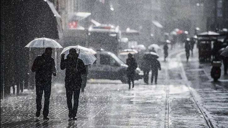 Meteorolojiden yurdun büyük kesimi için kuvvetli yağış uyarısı