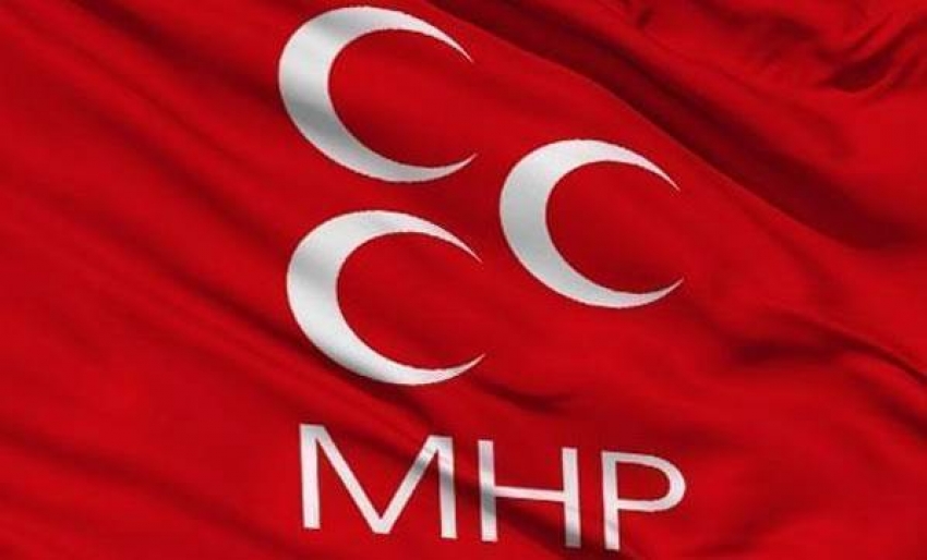 MHP'de 5 ilçe başkanı görevden alındı