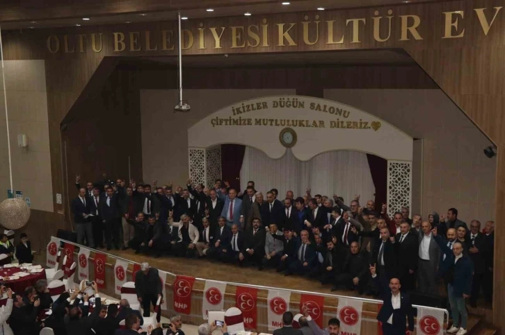 MHP Oltu Teşkilatı ‘Cumhur İftar Yemeği’ verdi
