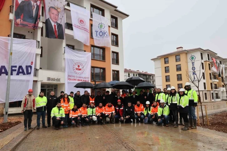 Milletvekili Alkayış, deprem konutlarını Şubat ayında teslim edeceklerini söyledi
