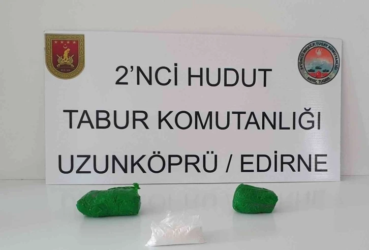 Hudut hattında bin 36 gram uyuşturucu ele geçirildi