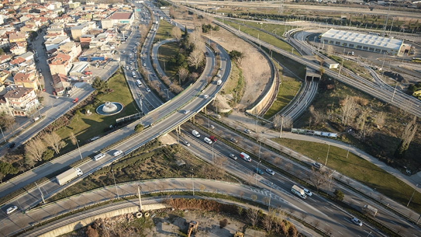 İzmir Yolu Mudanya Kavşağı'nda inşaat var