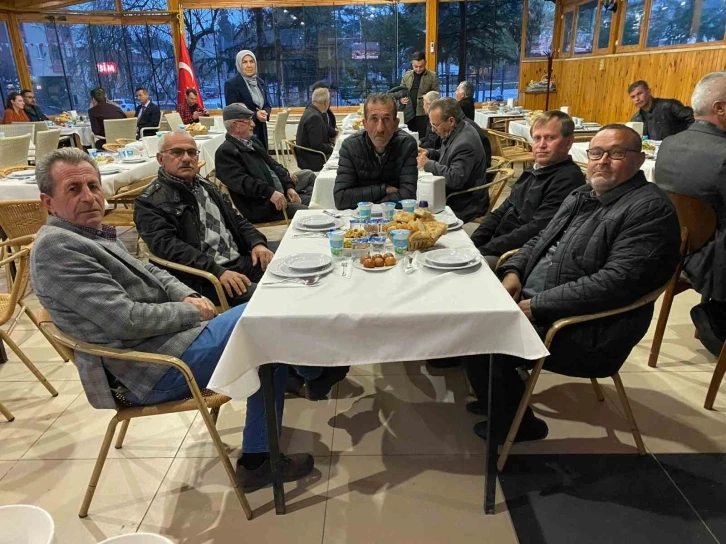 Muhtarlar geleneksel iftar sofrasında buluştu
