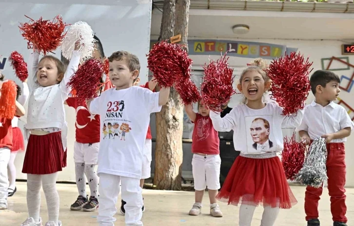 Muratpaşa’da 23 Nisan coşkusu
