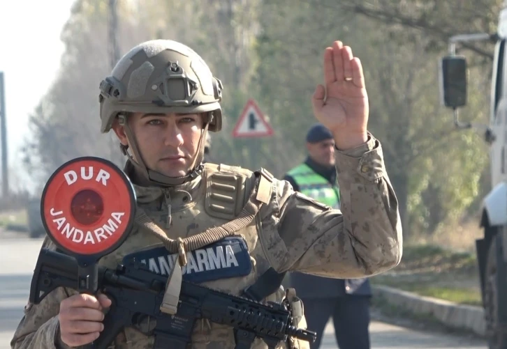 Muş’ta zorunlu kış lastiği uygulaması başladı
