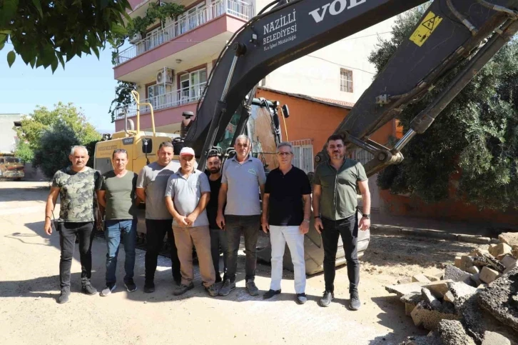 Nazilli Belediyesi’nden İstiklal Mahallesi’nde yol çalışması
