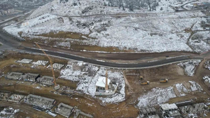 Nevşehir kalesi çevresinde yol çalışması yapılıyor
