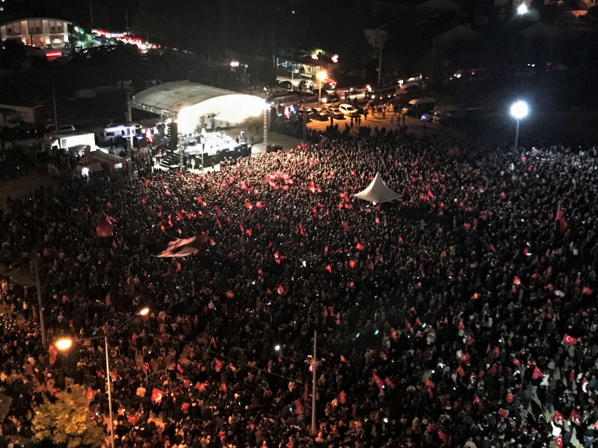 Nilüfer'de Cumhuriyet Bayramı Kıraç'la kutlandı