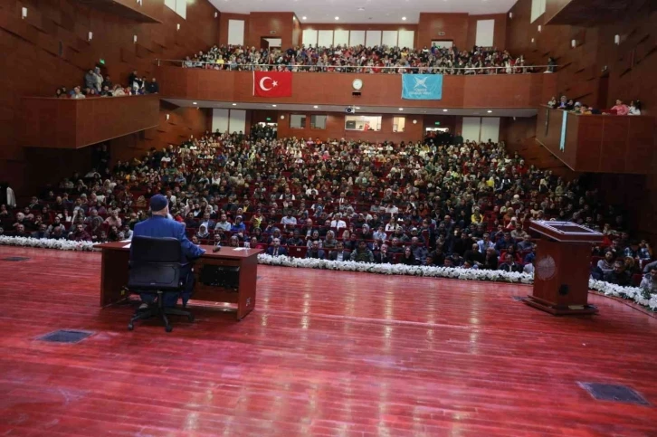 Niğde’de ’Kalbin Reçetesi’ konferansı gerçekleştirildi
