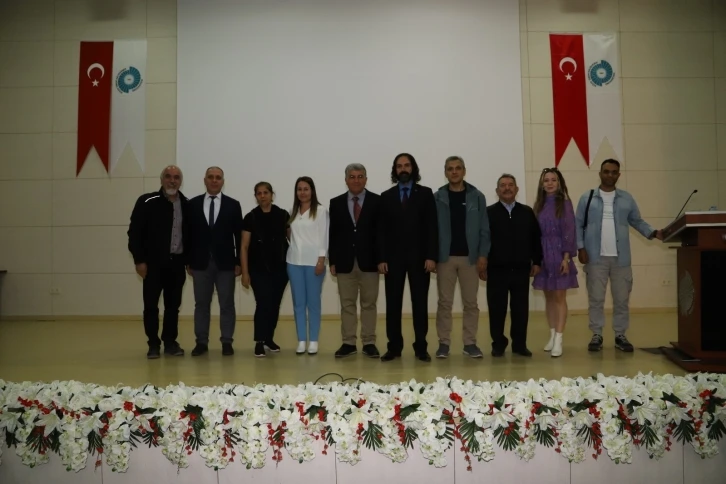 Niğde’de “Sayıların Evrensel Tarihi” Konferansı Gerçekleştirildi
