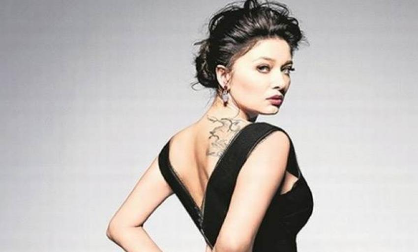 Nurgül Yeşilçay'dan şaşırtan dövme göndermesi!