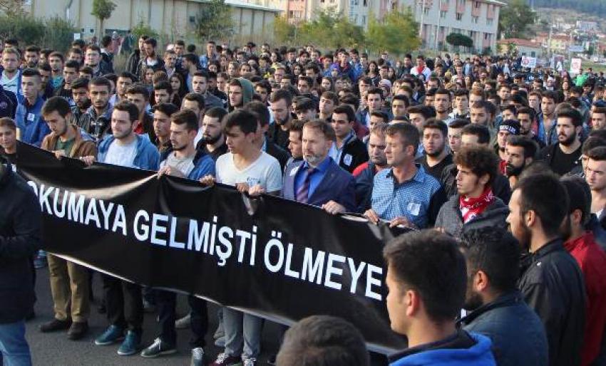 Bursalı Dilay için 500 öğrenci toplanıp oraya yürüdü