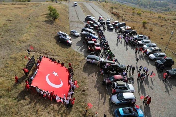 Off-road kulüpleri Cumhuriyetin 100. yıldönümü etkinliklerine renk kattı