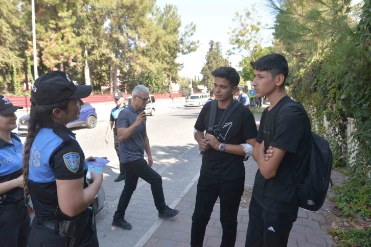 Okuldan kaçan öğrencinden ilginç savunma: "Ben yaralıyım kitap almak için geldim"
