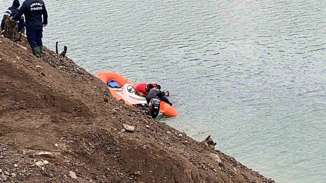 Önce otomobili, sonra cansız bedeni bulundu
