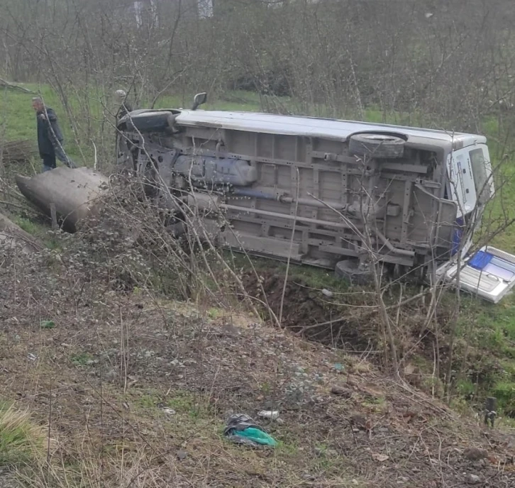 Ordu’da öğrenci servisi devrildi: 8 öğrenci yaralı