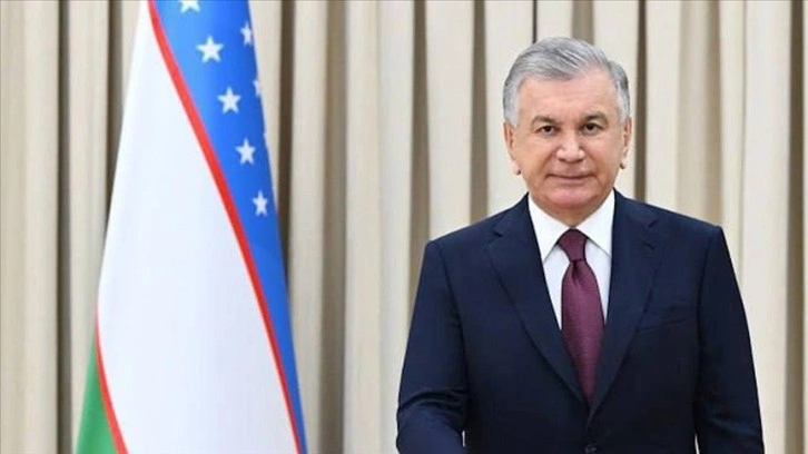 Özbekistan'da seçimleri Cumhurbaşkanı Mirziyoyev yeniden kazandı