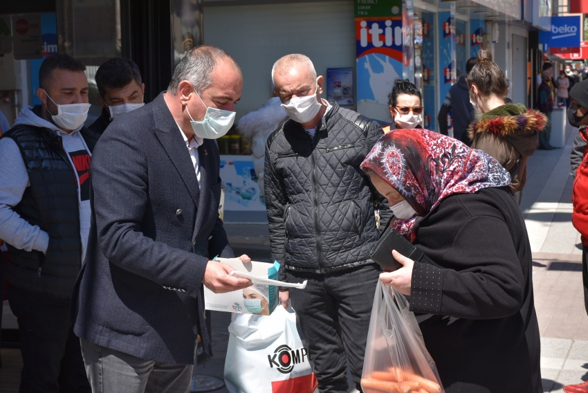 Gemlik'te pandemiyle mücadele sürüyor