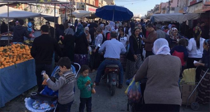 Pazar yerinde silahlar konuştu