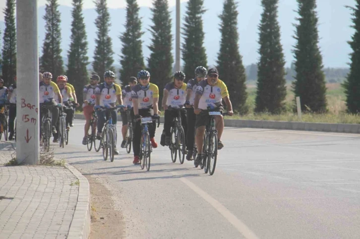 Pedallaya pedellaya göllerdeki su kuraklığına dikkat çekildi
