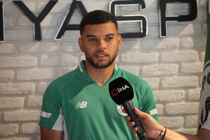 Pedrinho: "Konyaspor’a yardım etmek ve burada olmak mutluluk veriyor"
