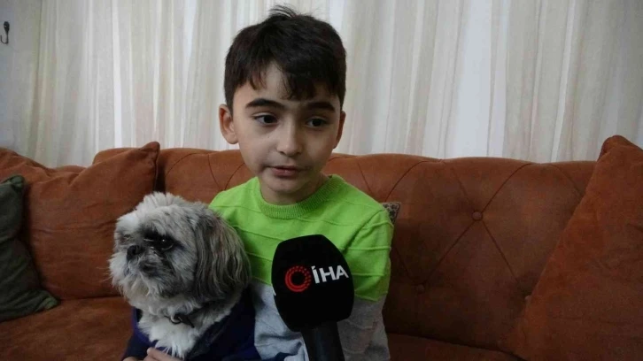 Pendik’te okula giden 10 yaşındaki çocuğu sokak köpekleri saldırdı