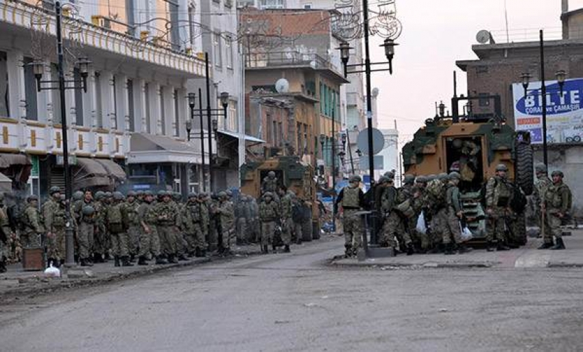 PKK şehirlerdeki saldırılarını sürdürüyor