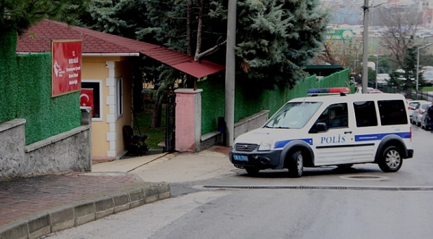 Bursa'da yurtta kalan kızını pompalı tüfekle kaçıran anne yakalandı