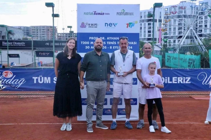 Prof. Dr. Ayhan Kızıl T200 Masters Tenis Turnuvası’nda 7. yılın şampiyonları belli oldu