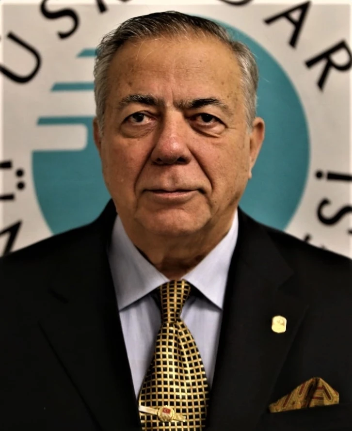 Prof. Dr. emekli Albay İbrahim Öztek yıl dönümünde Kıbrıs Barış Harekatı’nı anlattı

