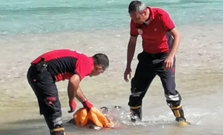 Rafting yaparken botu devrilen doktor hayatını kaybetti