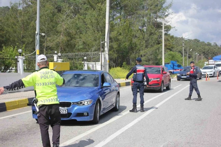 Ramazan bayramı öncesi Marmaris’te yol kontrolleri arttırıldı
