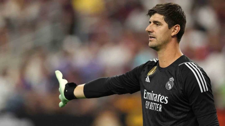 Real Madrid’de Thibaut Courtois’nın ön çapraz bağı yırtıldı!
