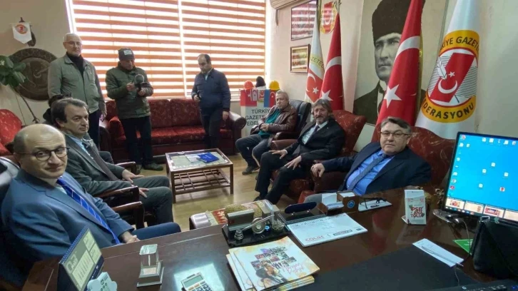 Rektör Özölçer, "Depremde 13 öğrencimiz vefat etti"