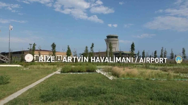 Rize-Artvin Havalimanı’na yapılan uçak seferleri Rizeliler’e yetmiyor
