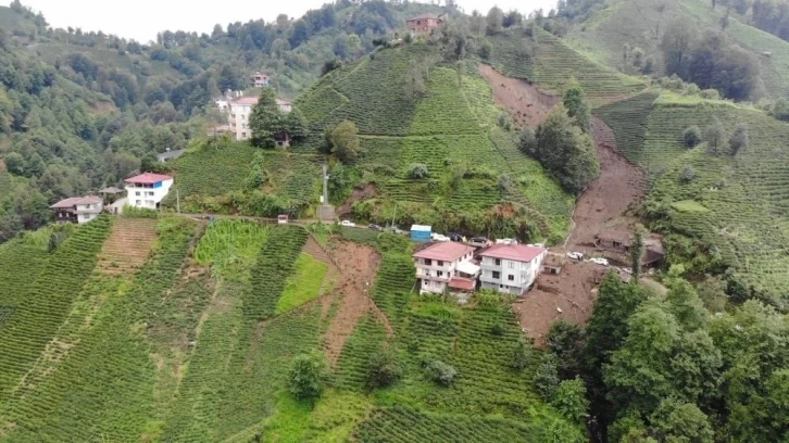 Rize’de şiddetli yağışların verdiği zararlar tespit edilmeye devam ediyor
