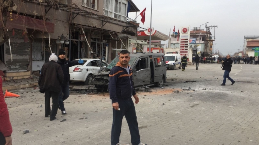 Hatay'a roketli saldırı: 1 ölü, 30 yaralı