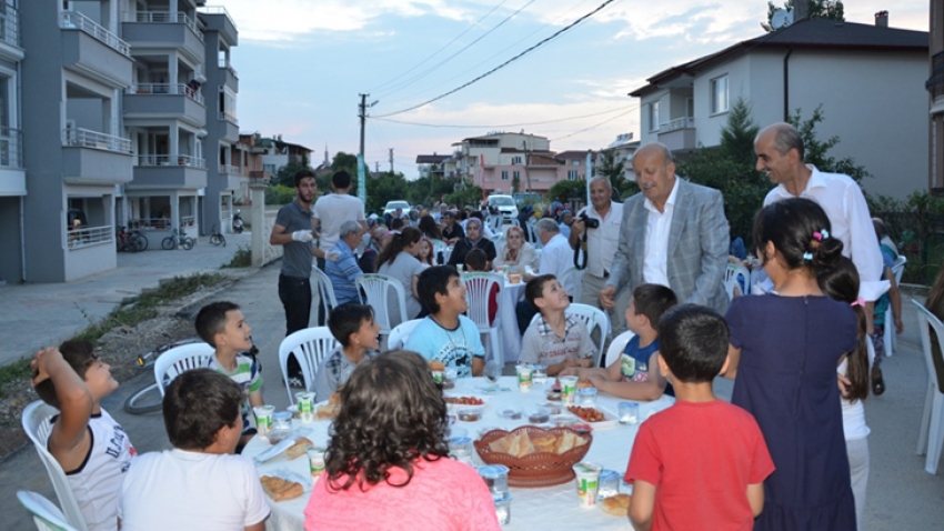 Bir akşamda iki iftar