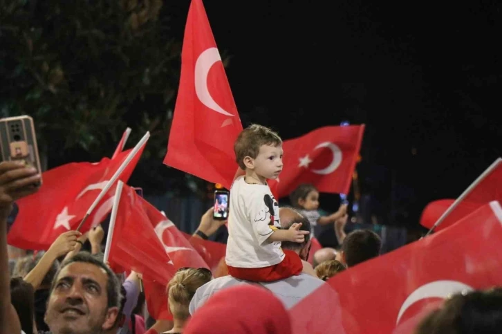 Sakarya, Zafer Bayramı’nın 101’inci yılında tek yürek oldu
