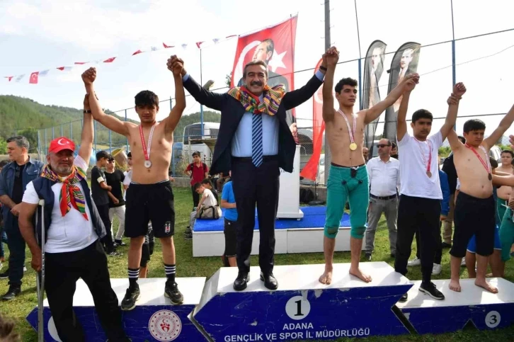 Salbaş’ta başpehlivan Mehmet Çelebi oldu
