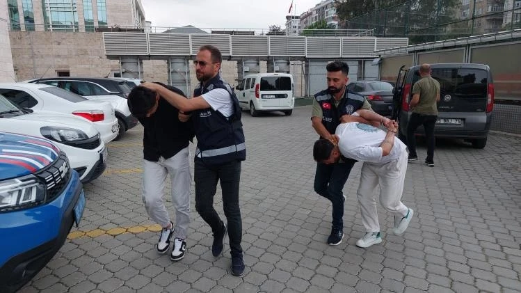 Bar kurşunlanması olayında gözaltına alınan 3 kişi adliyeye sevk edildi