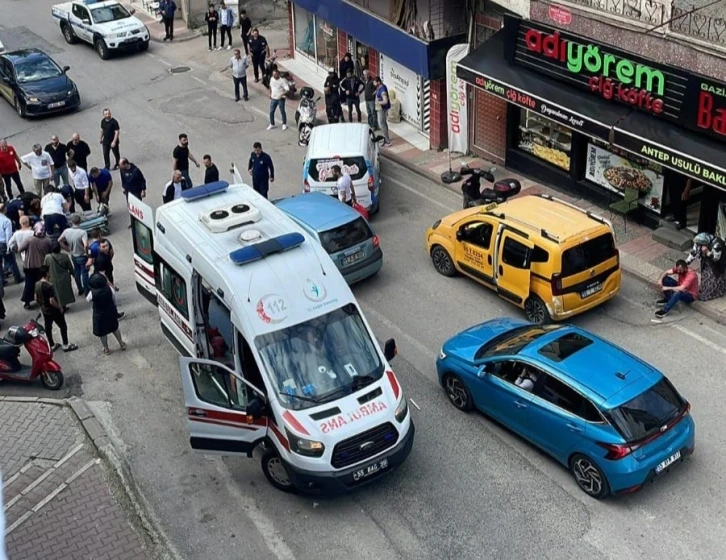 Samsun’da bıçaklı, sopalı kavga kamerada: 1 ölü, 2 yaralı
