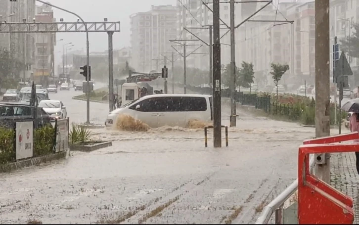 Samsun Valiliği’nden ’fırtına’ uyarısı
