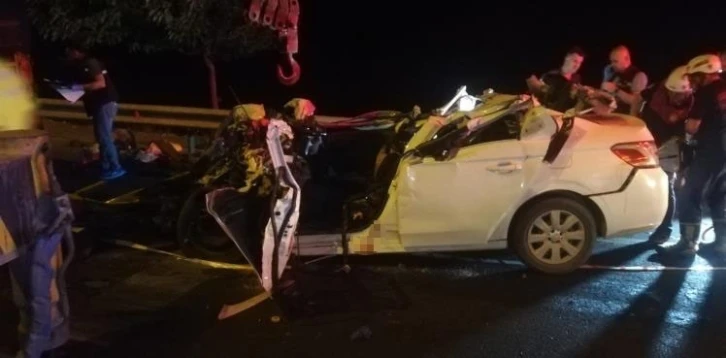 Şanlıurfa’da otomobil tıra arkadan çarptı: 2 ölü

