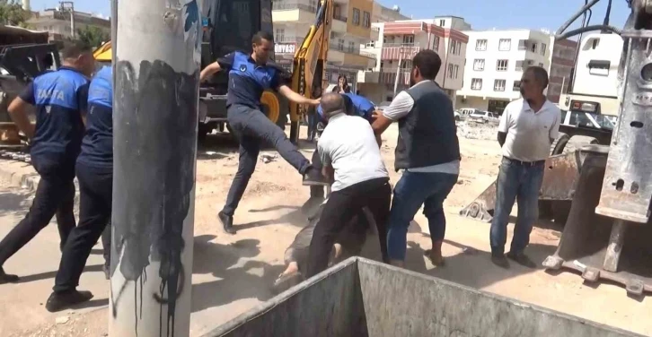 Şanlıurfa’da zabıta ile esnafın kavgasında ortalık savaş alanına döndü: 15 yaralı, 5 gözaltı
