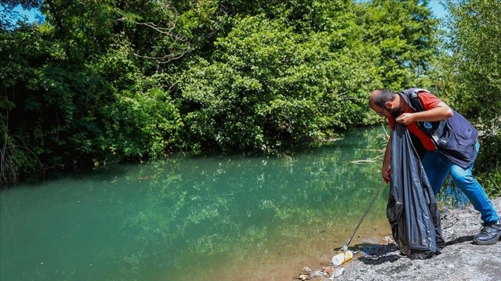 Sapanca Gölü ve çevresi atıklardan temizlendi