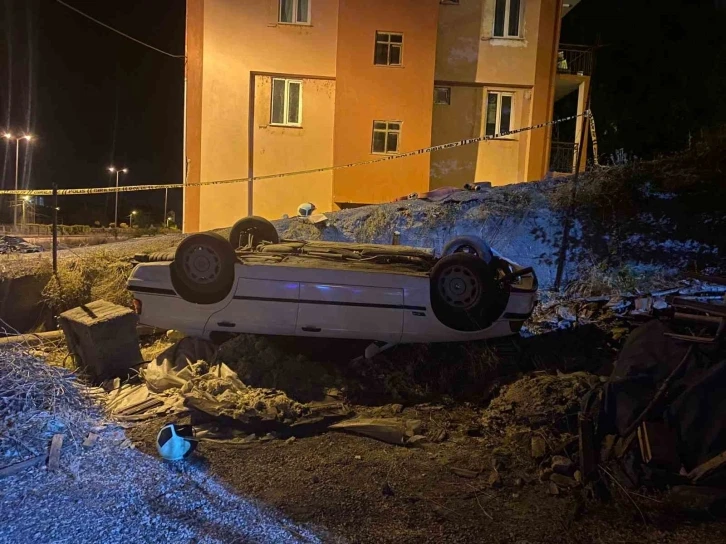 Şarampole yuvarlanan otomobilin sürücüsü alkollü çıktı
