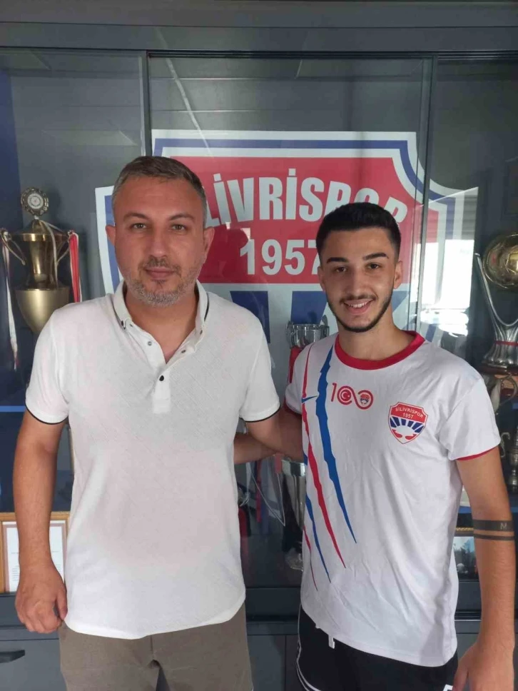Sarıyer’in genç oyuncusu Silivrispor ile sözleşme imzaladı

