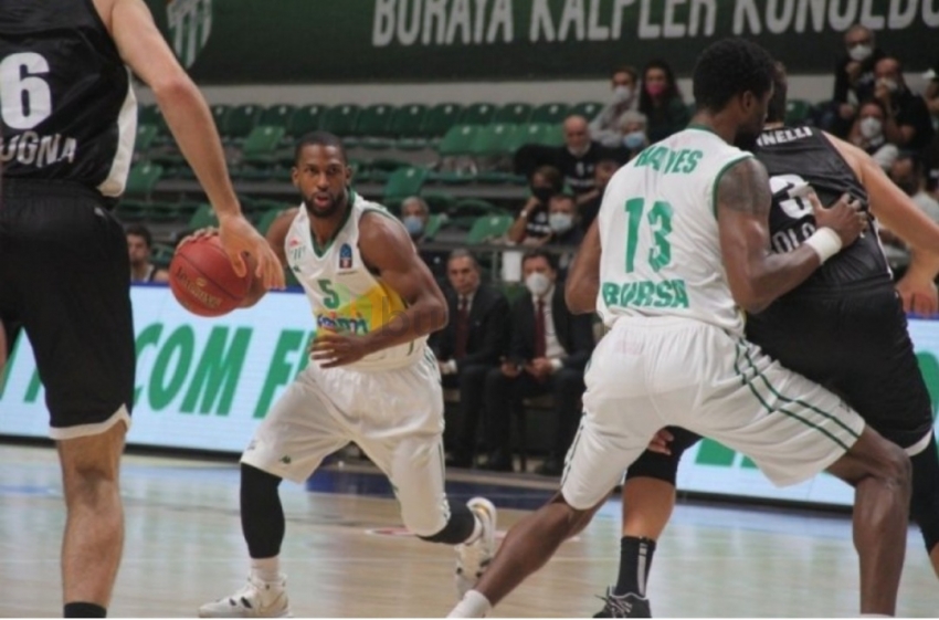 Frutti Extra Bursaspor, İtalyan Virtus Bologna'ya kaybetti 